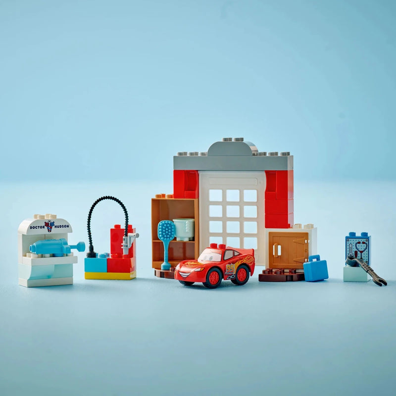 La visita di McQueen all’officina di Doc - 10456 - Il Mattoncino