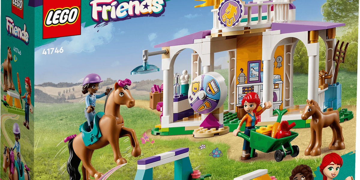 Lego friends 41746 addestramento equestre, scuderia cavalli