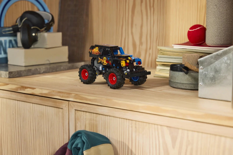 Monster Jam™ Grave Digger™ Fuoco e Ghiaccio - 42219 - Il Mattoncino