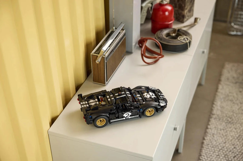 Auto da corsa Ford GT40 MKII 1966 - 42223 - Il Mattoncino