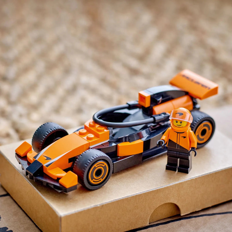 Pilota e monoposto McLaren F1® - 60442 - Il Mattoncino