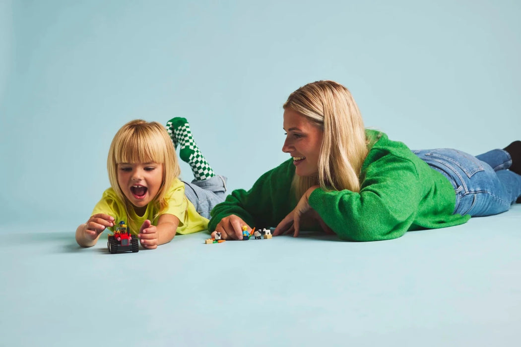 Trattore agricolo rosso con rimorchio e pecore - 60461 - Il Mattoncino