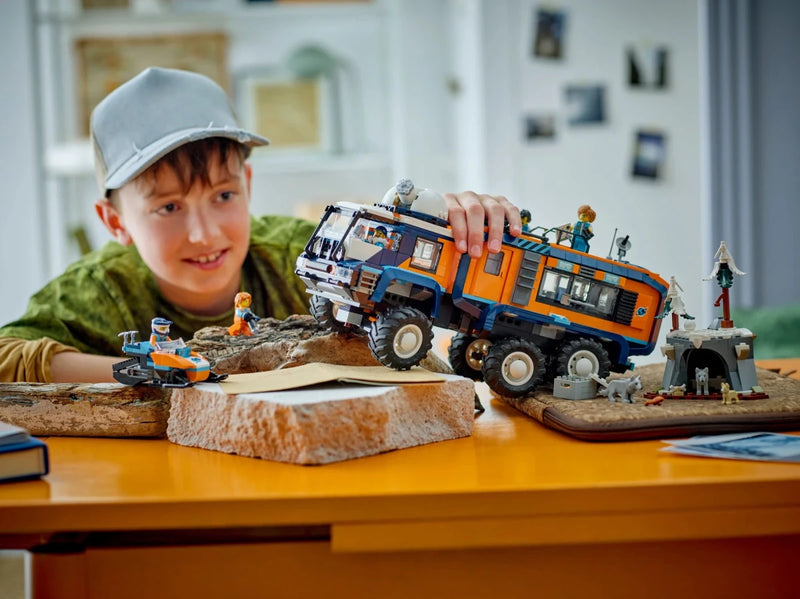 Grande camion artico con laboratorio - 60471 - Il Mattoncino