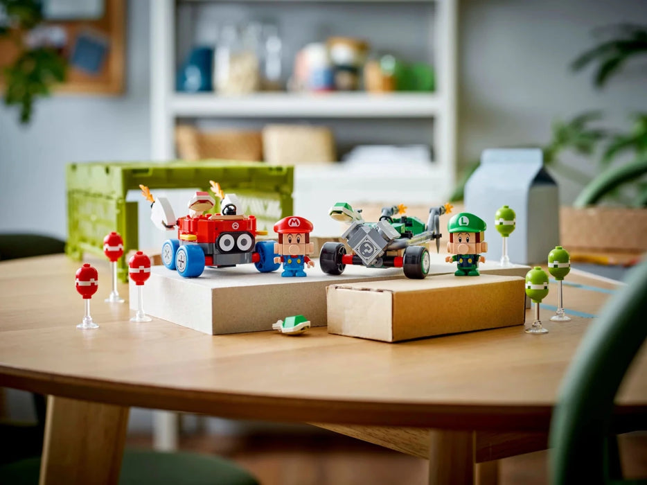 Mario Kart™: Baby Mario vs Baby Luigi - 72034 - Il Mattoncino