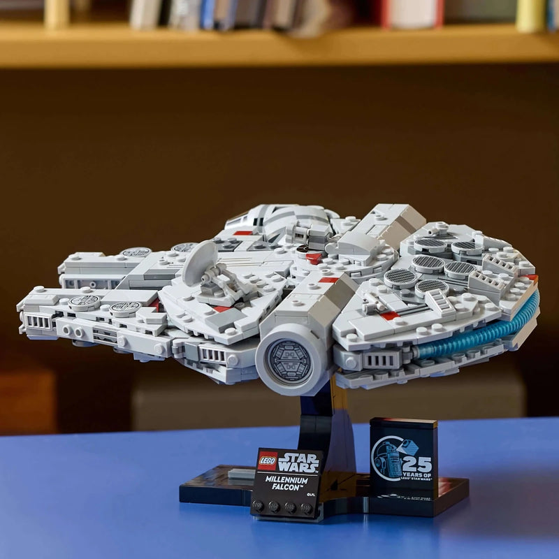Millennium Falcon™ - 75375 - Il Mattoncino