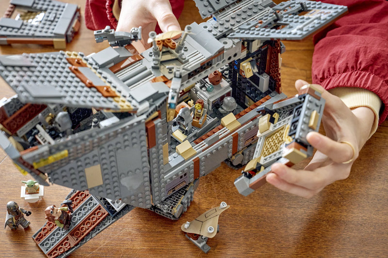 Sandcrawler™ e Mudhorn Offworld - 75453