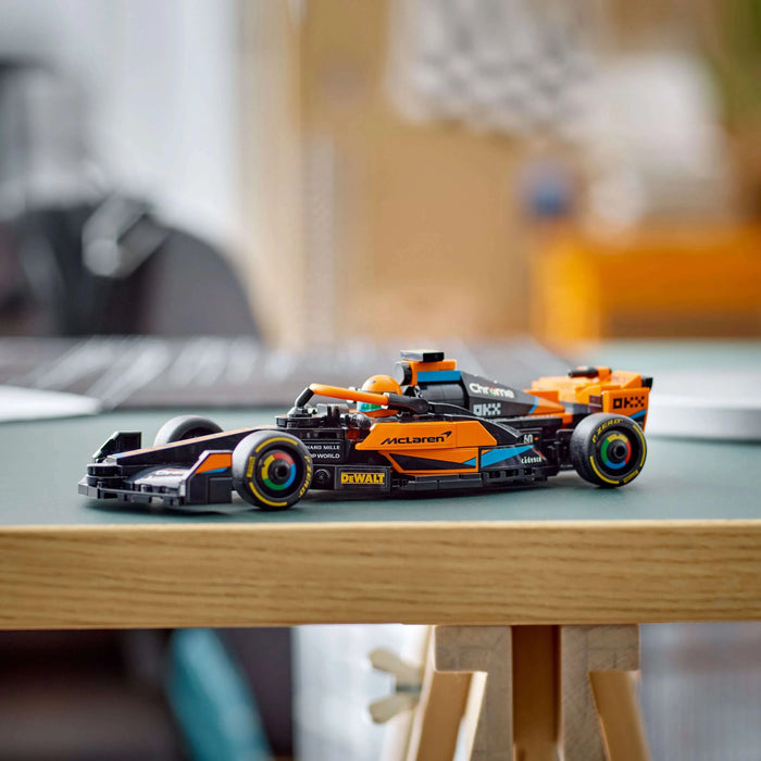 Monoposto da corsa McLaren Formula 1 2023 - 76919