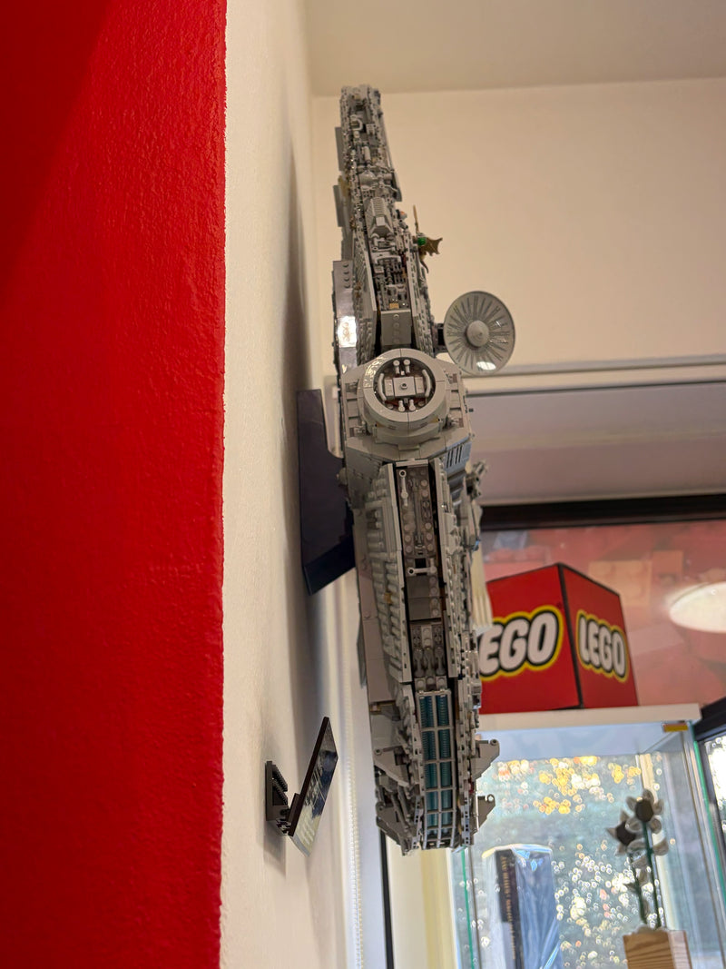 Supporto a Muro Millenium Falcon per set 75192