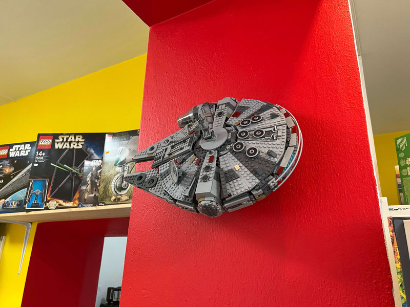 Supporto murale per Millenium Falcon per set 75257
